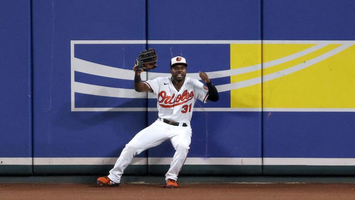 watch:-orioles’-cedric-mullins-defies-gravity-to-rob-home-run-in-potential-catch-of-the-year