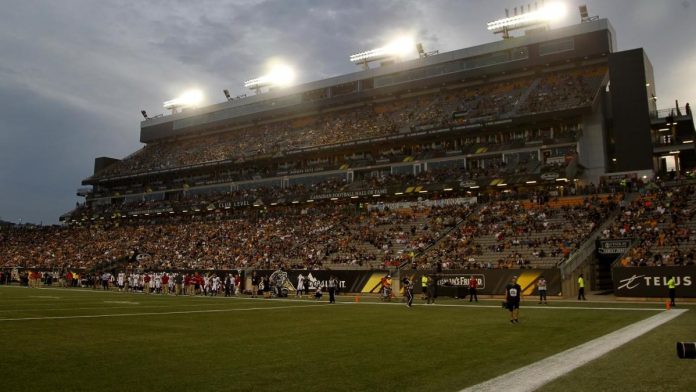 sabres,-maple-leafs-to-play-outdoors-in-2022-nhl-heritage-classic