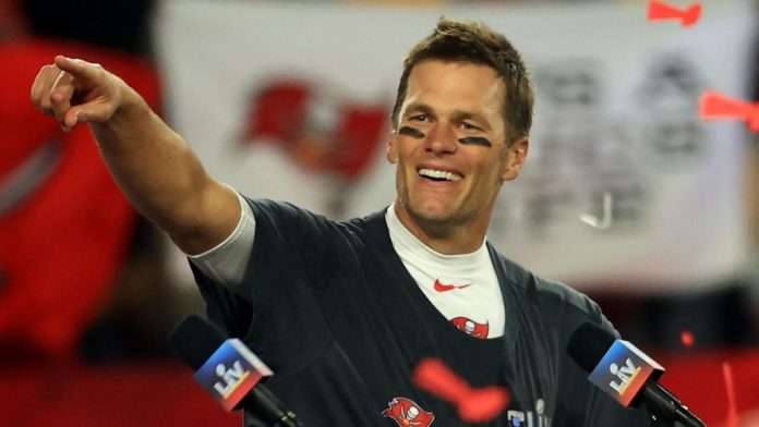 tom-brady-jokingly-reacts-to-dad-saying-he-felt-vindicated-by-post-patriots-title:-time-to-put-him-‘in-a-home’