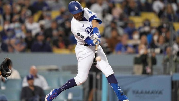 dodgers-homer-four-times-in-inning-vs.-padres;-complete-unlikely-comeback-to-stay-alive-in-nl-west-race