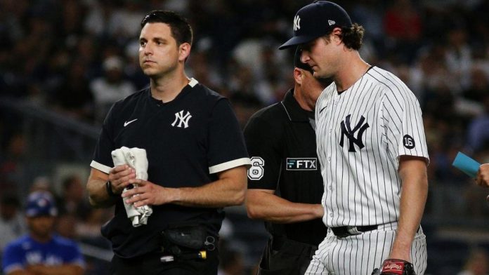 yankees-ace-gerrit-cole-exits-start-vs.-blue-jays-early-with-hamstring-tightness