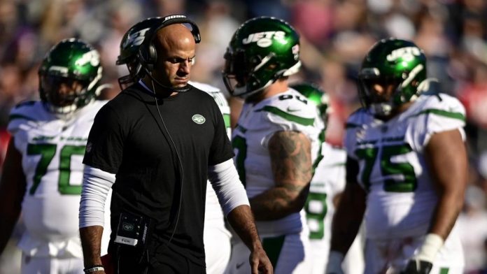 jets-players,-coach-rob-saleh-unhappy-with-patriots-running-up-the-score-in-blowout-loss