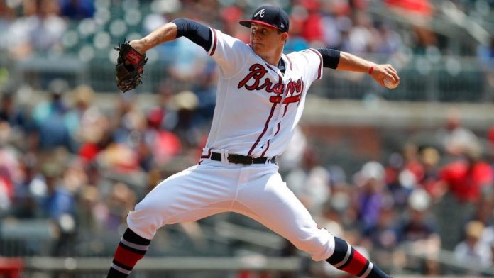 charlie-morton-injury:-braves-add-lefty-tucker-davidson-to-world-series-roster-as-injury-replacement