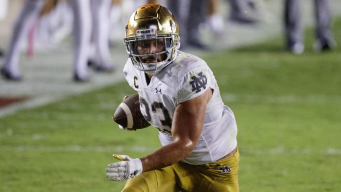 notre-dame-vs.-virginia-odds,-line,-spread:-2021-college-football-picks,-week-11-predictions-from-proven-model