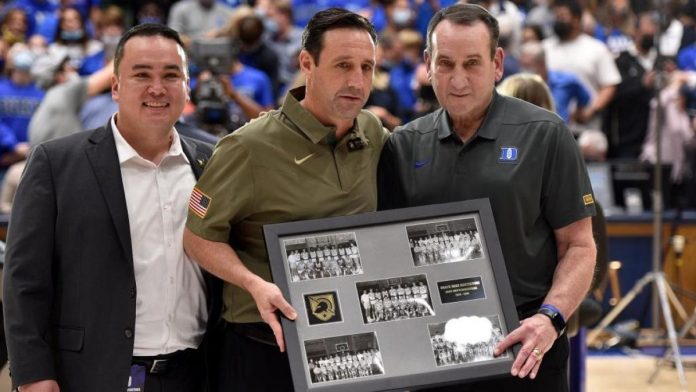 coach-k’s-farewell-tour:-duke’s-mike-krzyzewski-honored-by-army,-his-alma-mater,-before-blue-devils’-victory