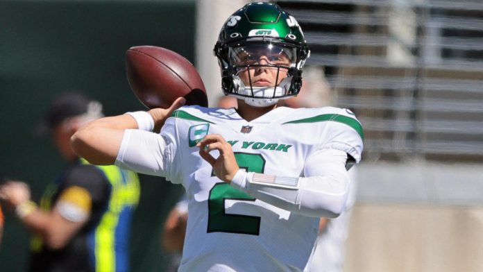 jets-rookie-quarterback-zach-wilson-says-he-wants-his-style-of-play-to-be-like-mike-(white)