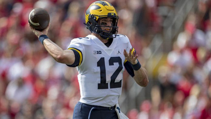 michigan-vs.-penn-state-odds,-line:-2021-college-football-picks,-week-11-predictions-from-model-on-31-20-run