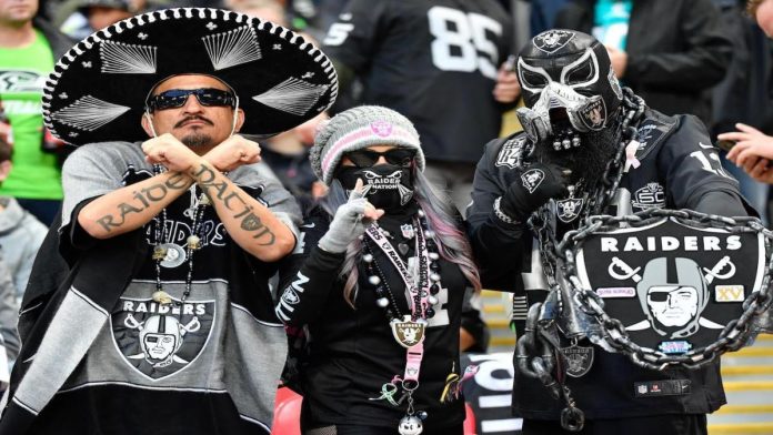 how-to-watch-raiders-vs.-chiefs:-nfl-live-stream-info,-tv-channel,-time,-game-odds