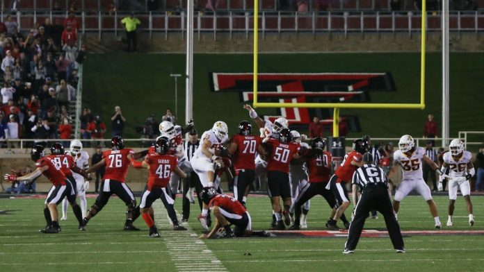 watch-as-texas-tech-gets-walk-off-62-yard-field-goal-from-jonathan-garibay-to-beat-iowa-state