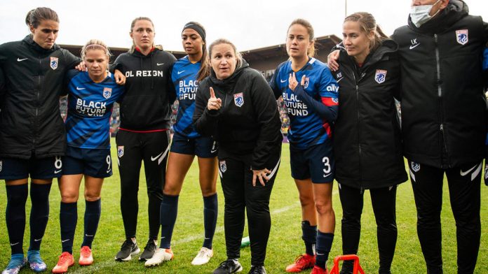 ol-reign’s-laura-harvey-named-2021-nwsl-coach-of-the-year