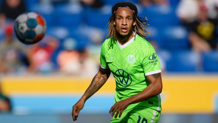 soccer-notebook:-kevin-mbabu-talks-wolfsburg’s-success,-giovanni-van-bronckhorst’s-rangers-return,-more