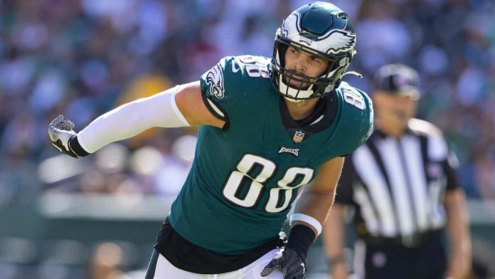 eagles-sign-dallas-goedert-to-four-year,-$57m-contract-extension,-making-him-one-of-highest-paid-tes-in-nfl