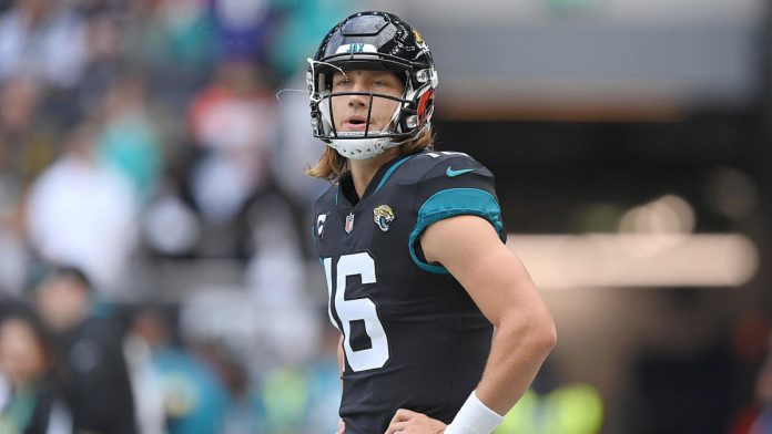 jaguars-coaching-staff-at-odds-over-trevor-lawrence’s-development;-changes-expected-in-offseason