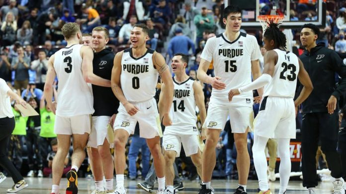 college-basketball-rankings:-purdue-makes-move-to-no-4,-baylor-jumps-to-no.-5-in-updated-coaches-poll