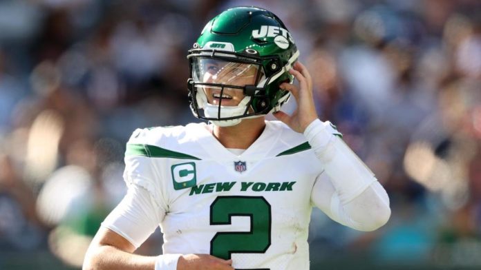 jets’-zach-wilson-to-start-week-12-vs.-texans-after-missing-past-four-games-with-knee-injury,-per-report